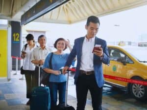 Taxi service for large groups in Esher