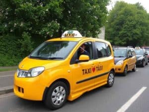 taxi hersham​