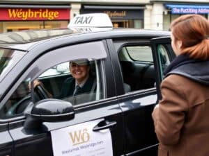 taxis weybridge​